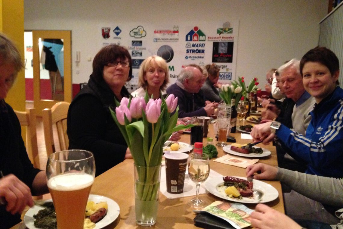 Glühwein, Grünkohl, Gummistiefel beim 1. TC Magdeburg e.V.