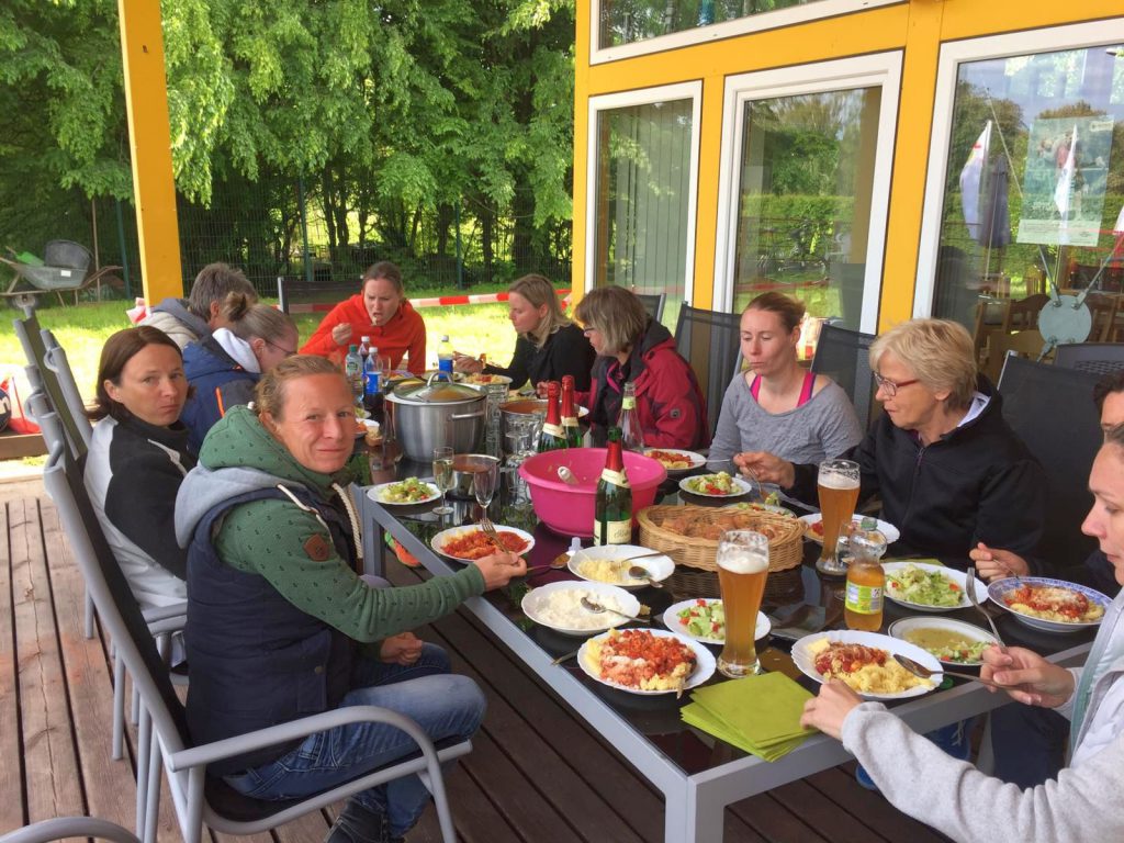 Damen 30 vom 1. TC Magdeburg siegen in der Ostliga gegen Biederitzer TC