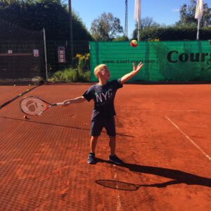 Über 90 Teilnehmer aller Altersgruppen genossen die erfolgreichen Ballplanet-Sommercamps auf der Tennisanlage des 1. TC Magdeburg